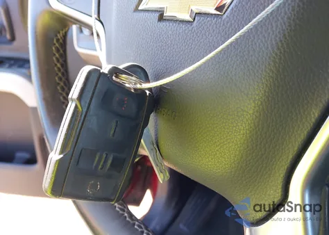 2016 Chevrolet Silverado 1500 2Lt z USA, uszkodzony, nr VIN 3GCUKREC4GG325890